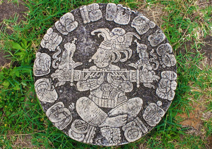 Археологи знайшли символи календаря майя віком 2300 років – 2