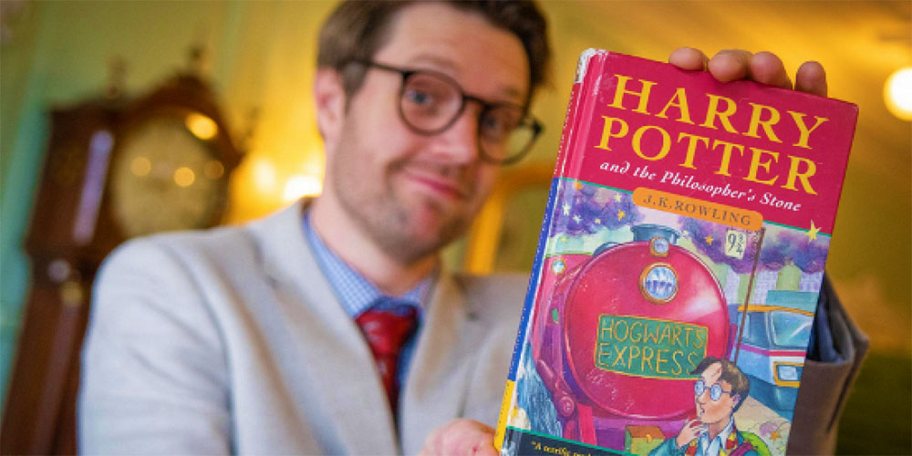 Гаррі Поттер продав книгу про Гаррі Поттера