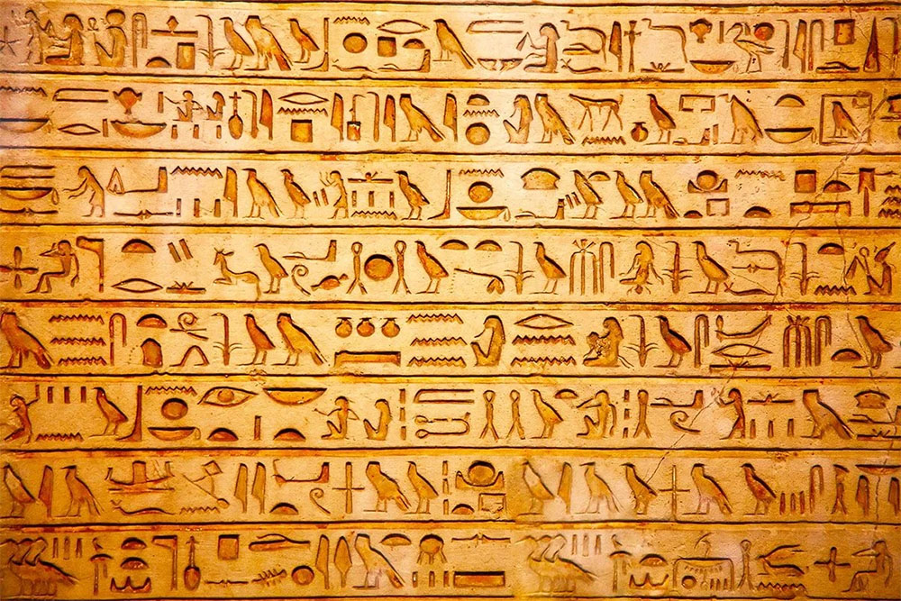 Як зрозуміли значення єгипетських ієрогліфів