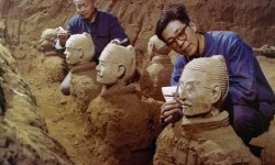 Археологи виявили ще 20 воїнів «Теракотової армії» у Китаї
