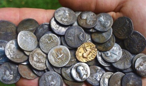 Рідкісний успіх: британський Індіана Джонс знайшов 748 монет часів імператора Клавдія