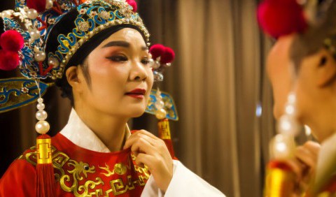 Найдавнішу у світі штучну косметику виявили у Китаї