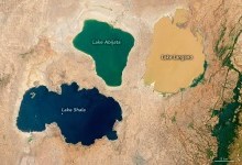 NASA показало три озера різного кольору показали із космосу