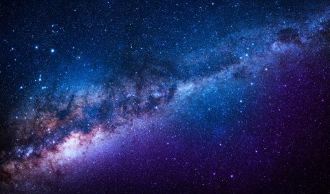Скільки земних років триває галактичний рік?