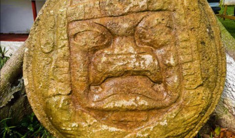 У Мексиці знайшли стародавні рельєфні зображення правителів ольмеків