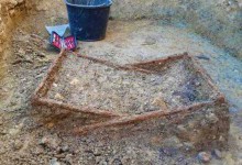 Рідкісна знахідка: у могилу знатної німецької дами VI століття поклали розкладний стілець