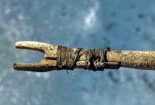У Норвегії з-під льоду з'явилася стародавня відремонтована стріла мисливця