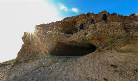 У Туреччині знайдено «трикімнатну» печеру