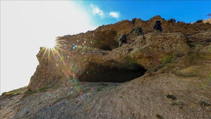 У Туреччині знайдено трикімнатну печеру