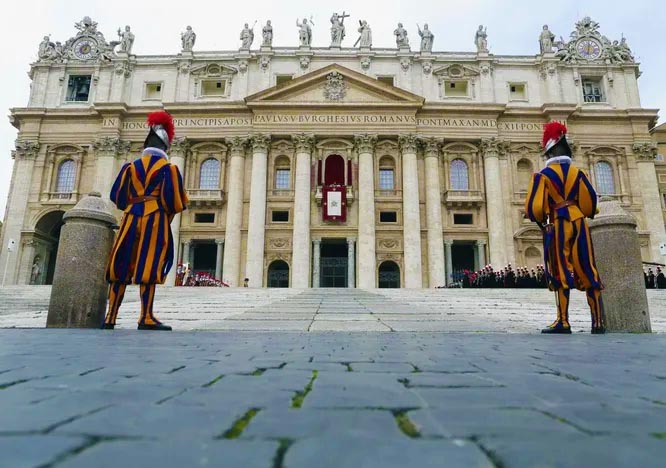 7 дивовижних фактів про Ватикан проливають світло на життя в цій карликовій державі – 4