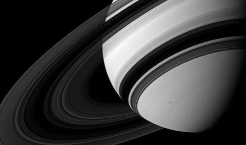 Фантастичні фотографії Сонячної системи від Cassini: космічна одіссея завдовжки 20 років