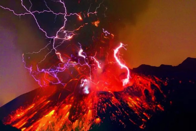 Яким було найсильніше виверження вулкана в історія Землі