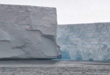 Перші кадри гігантського айсберга розміром з Лондон демонструють вражаючі масштаби