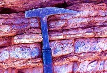 Скам'янілості з Австралії виявились найдавнішими свідченнями життя на Землі