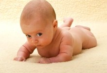 Скільки днів новонароджена дитина не повинна торкатися землі?
