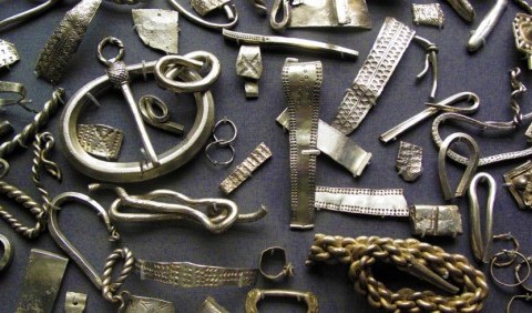 Срібний скарб епохи вікінгів знайшов археолог-аматор у Норвегії
