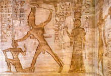 Як єгиптяни втратили знання своїх же власних ієрогліфів?