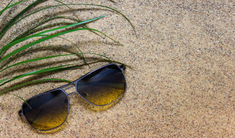 Наскільки добре сонцезахисні окуляри захищають від шкідливих променів, та які вибрати