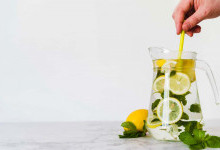 Що буде, якщо щодня пити воду з лимоном