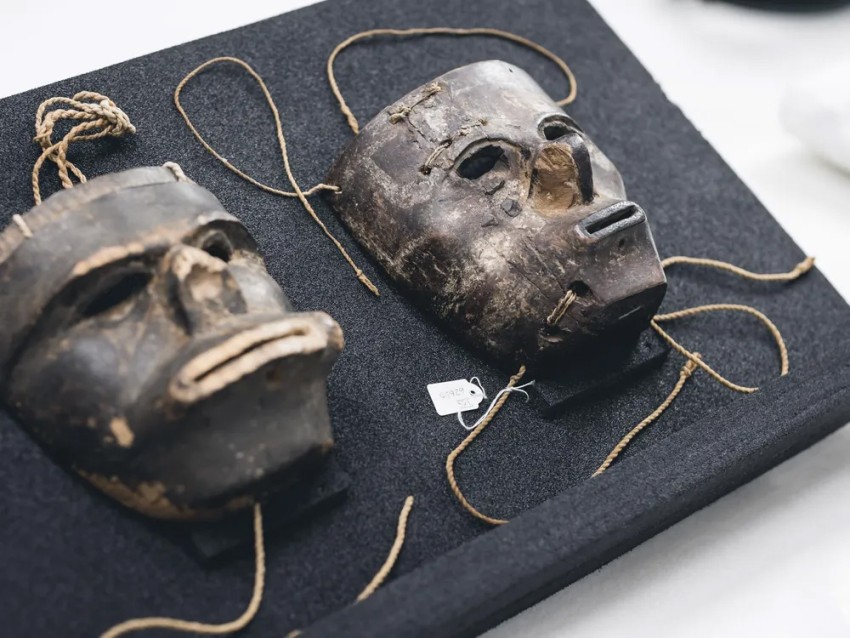 Священні маски 15-го століття, повернуті Німеччиною до Колумбії