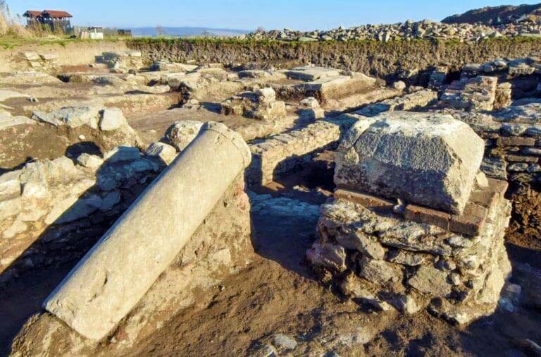 У Сербії знайшли залишки давньоримської тріумфальної арки імператора Каракалли – 2