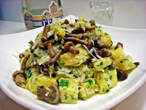 Салат картопляний з грибами