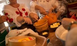 Обряд випікання короваю у весільній обрядовості