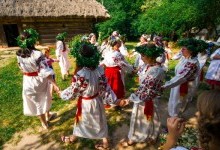 Українські обрядові танці