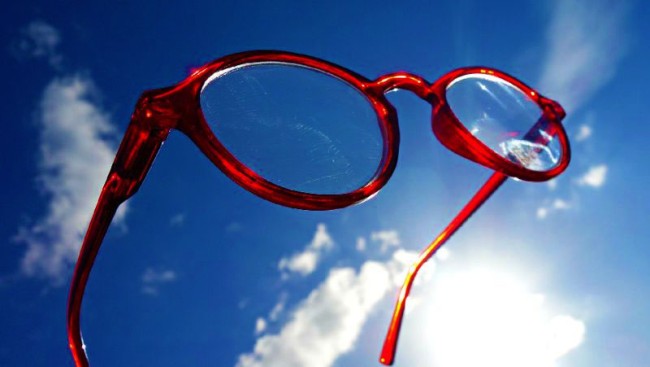 4 способи, як позбутися дефектів на окулярах